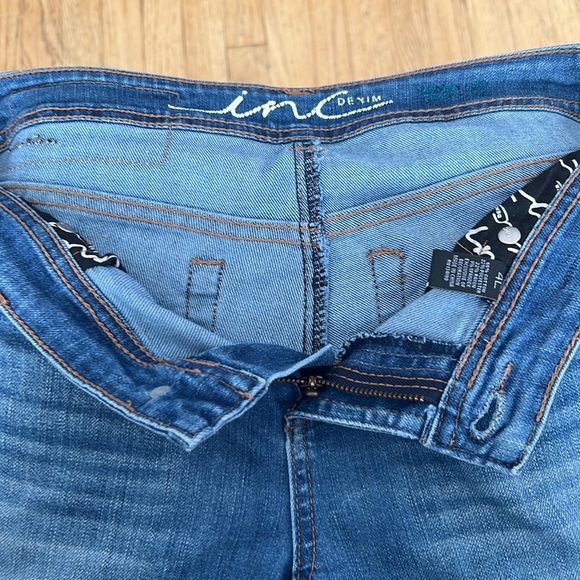 Inc Denim Straight Leg Regular Fit Jeans - Women’s Size 4L - Picture 12 of 16